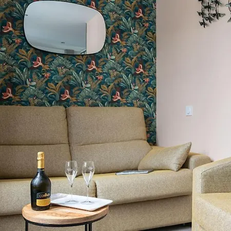 アパート Le Doris Avec Place De Stationnement Privee Incluse *